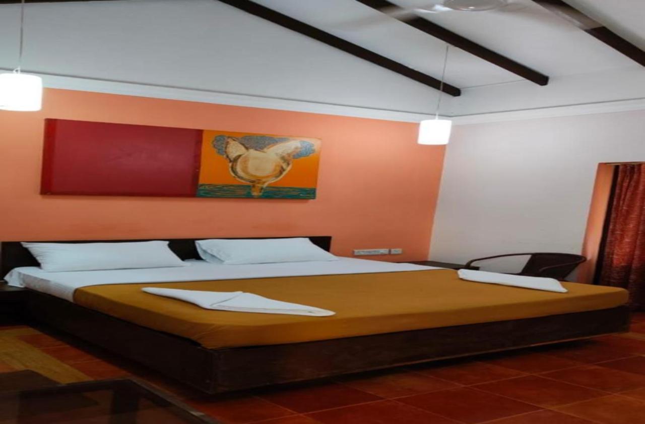 מלון פאנג'י Miramar Residency מראה חיצוני תמונה